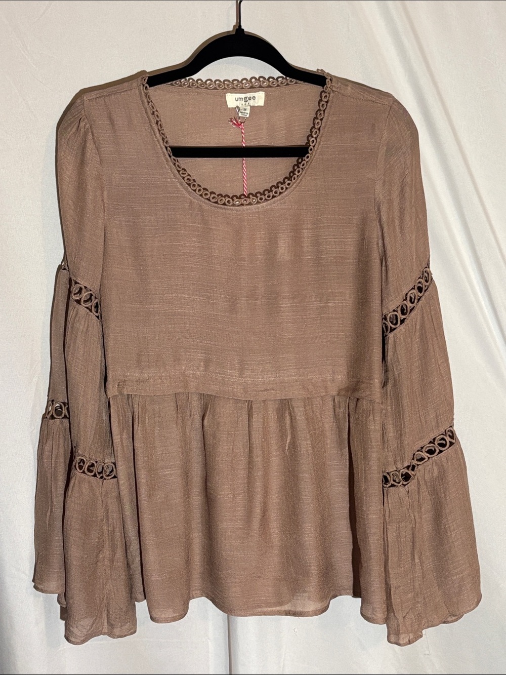 Umgee Boho Textured Crochet Lace Trim Babydoll Blouse Top NWT Size Medium
